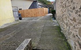 Maison avec Jacuzzi privatif et terrasse N’1